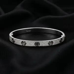 Cartier LOVE bracelet, medium model, paved