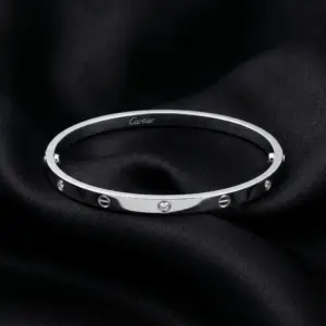 Cartier LOVE bracelet, small model, 6 stones