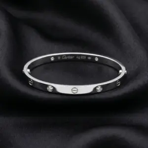 Cartier LOVE bracelet, medium model, 4 stones