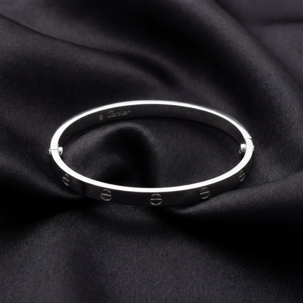 Cartier LOVE bracelet, medium model